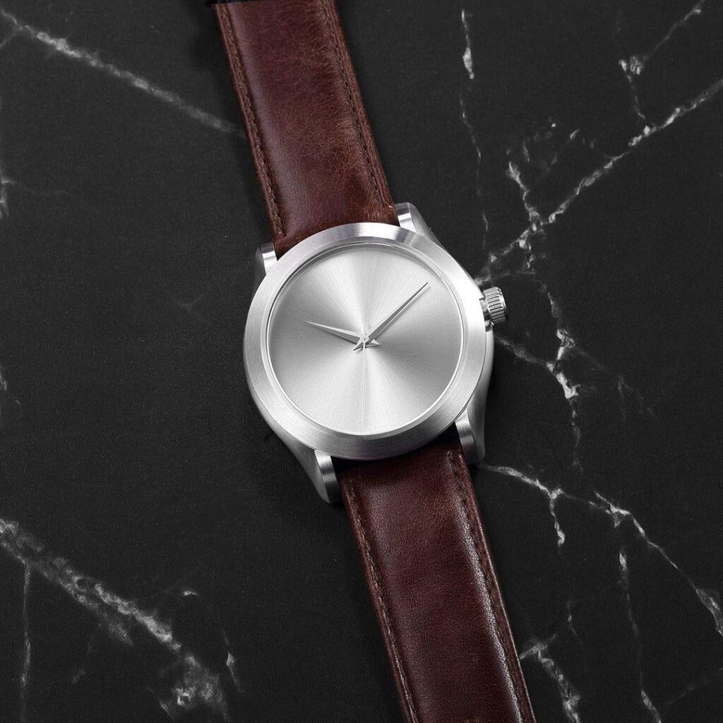 oil-1 casual watch